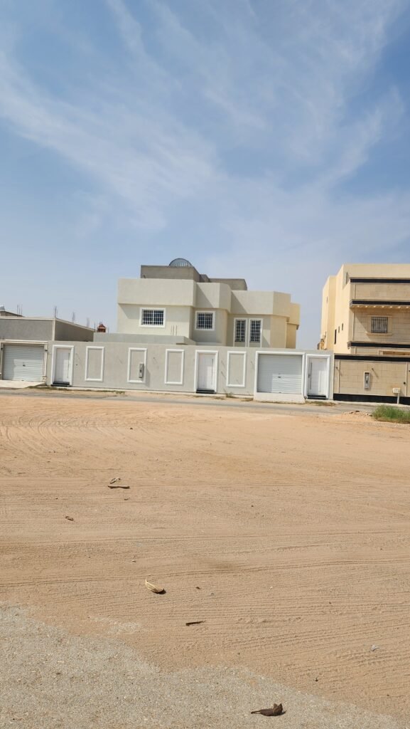 ترميم فلة قبل الدهان على اللياسة - بريدة حي الرشديات - عالم الاناقة 0552713067